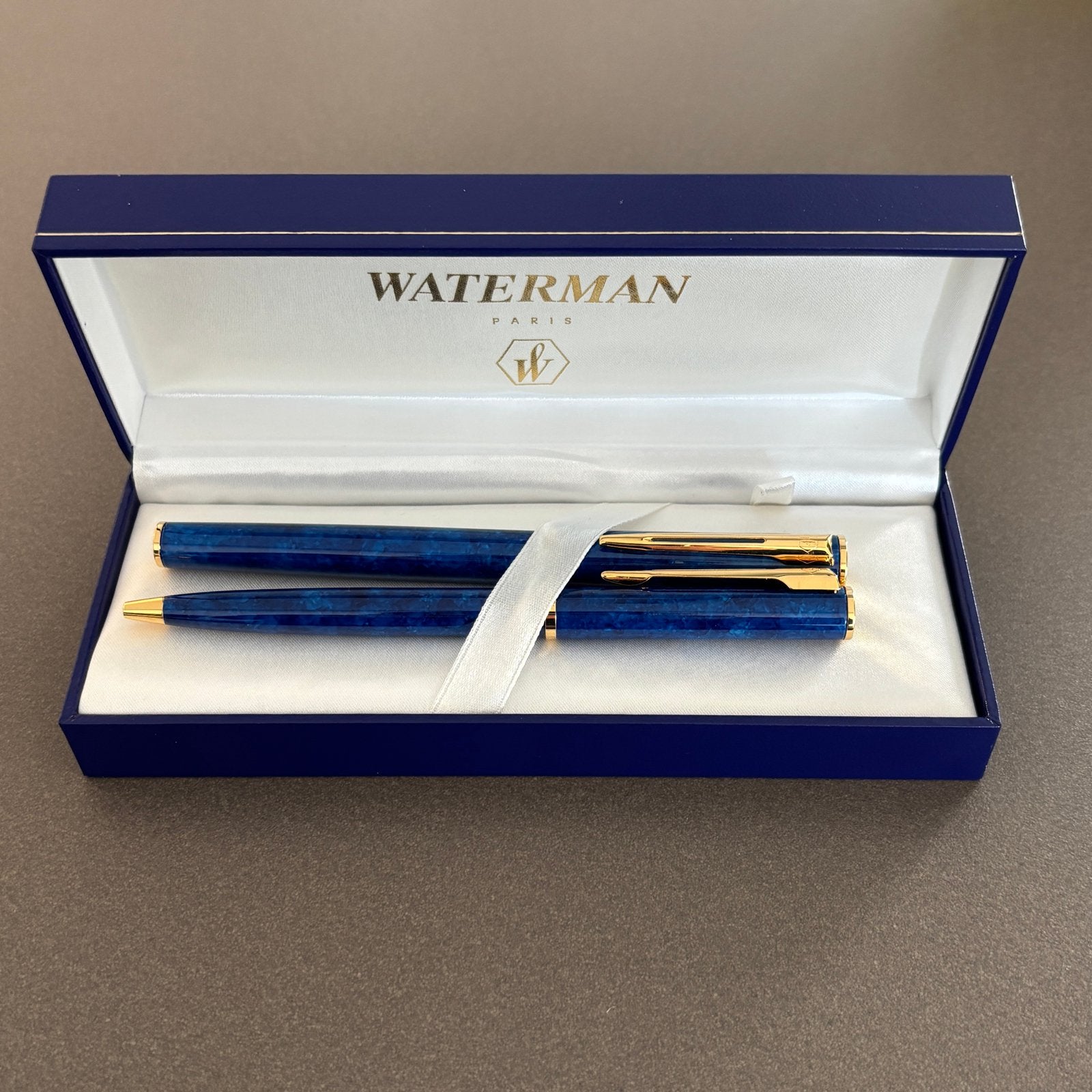Waterman vulpen en balpen Apostrophe Blue Marble Ongebruikt, Verzamelen, Nieuw, Met doosje, Ophalen of Verzenden, Vulpen