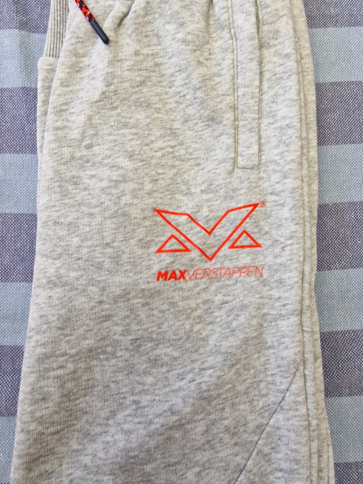 Max Verstappen joggingbroek maat 148, Kinderen en Baby's, Kinderkleding | Maat 146, Zo goed als nieuw, Jongen, Broek, Ophalen of Verzenden