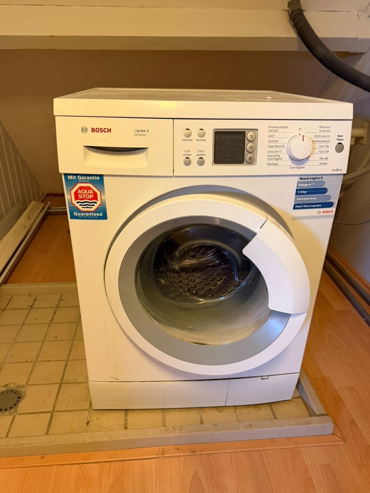 Bosch Logixx 8 Wasmachine - Goede Staat, 1200 tot 1600 toeren, Gebruikt, Energieklasse A of zuiniger, 8 tot 10 kg