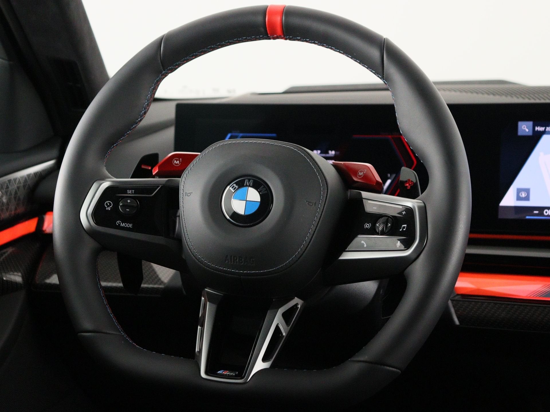 BMW M5 Sedan | Mansory 1/1 (bj 2026, automaat), Auto's, Automaat, Dealer onderhouden, Gebruikt, 4395 cc