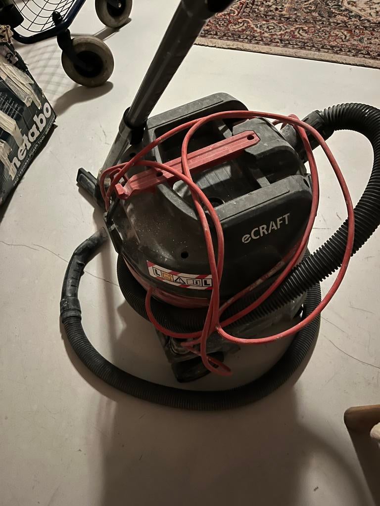 Bouwstofzuiger E craft 1200W - Nette staat, Ophalen, Gebruikt, Reservoir, 1200 tot 1600 watt