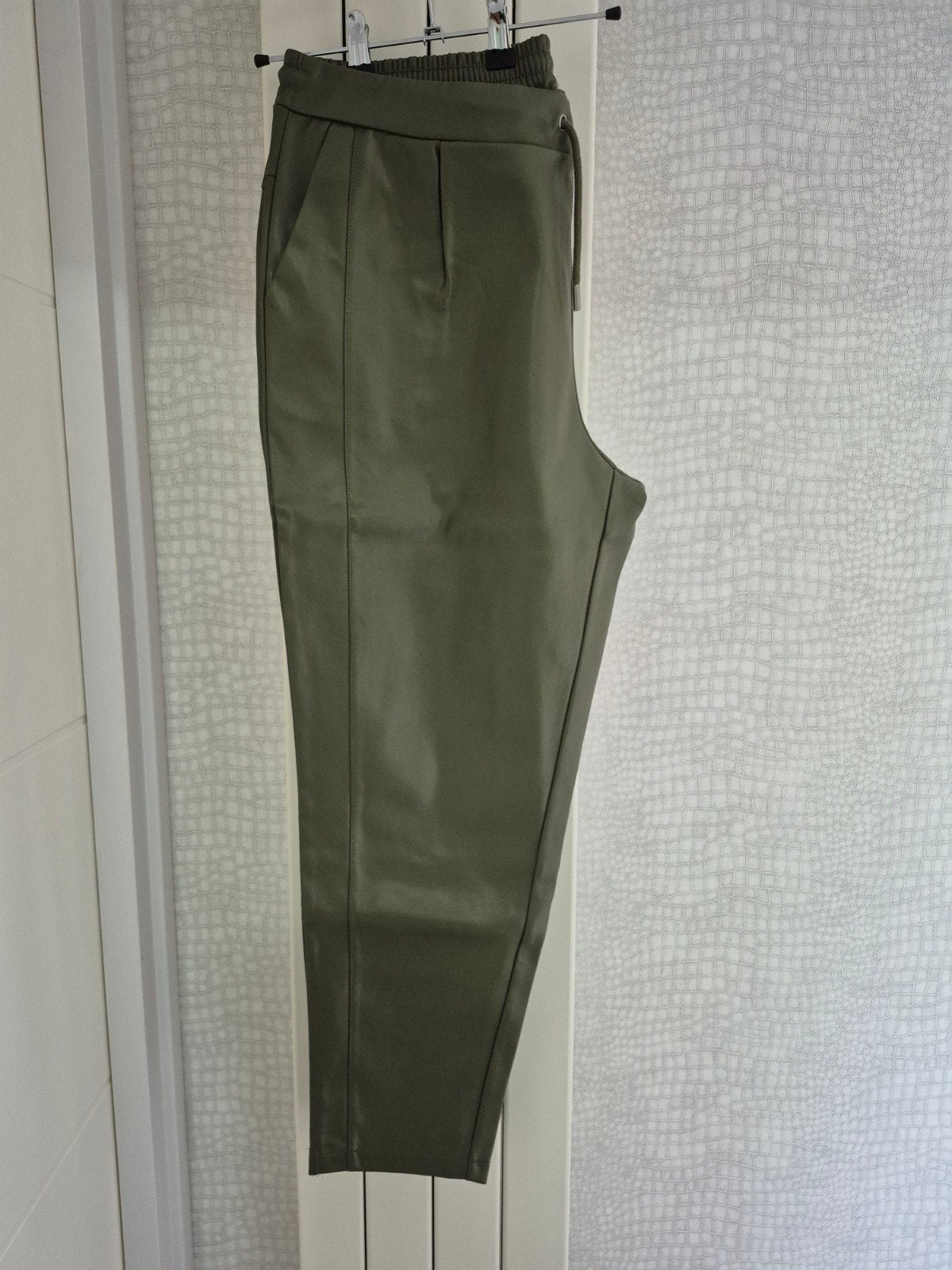 Vegan Leren Broek Groen Gina Benotti Maat 46, Maat 46/48 (XL) of groter, Ophalen of Verzenden, Zo goed als nieuw, Driekwart