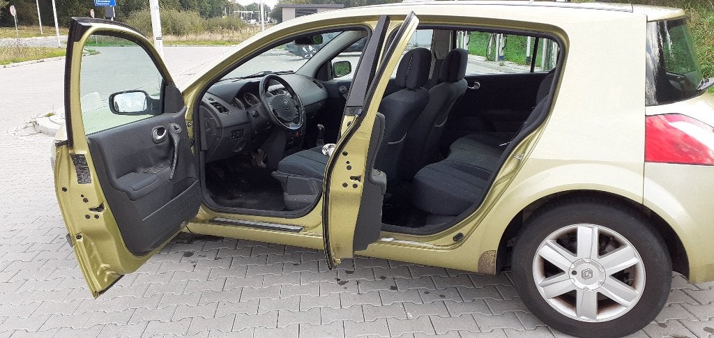 Foto 7 van Renault Mégane 1.6 16V 2005 Groen