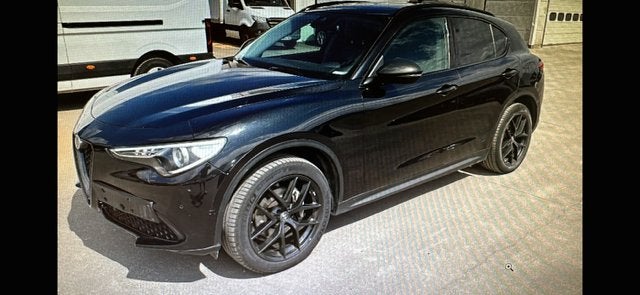 GEZOCHT voor Alfa Romeo Stelvio, "Bagage afdek rolo", Auto-onderdelen, Ophalen, Gebruikt, Alfa Romeo