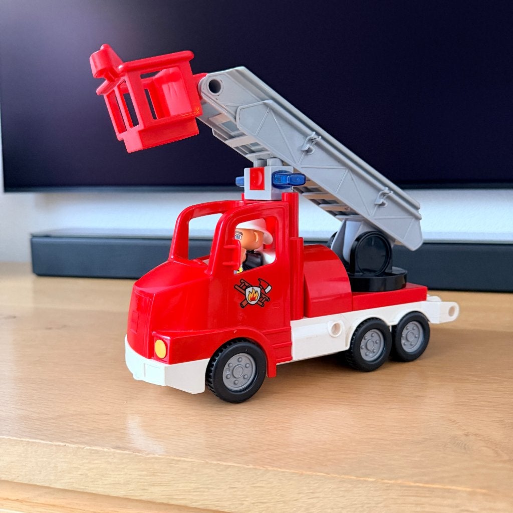 Duplo brandweerauto, Overige thema's, Ophalen of Verzenden, Zo goed als nieuw, Compleet
