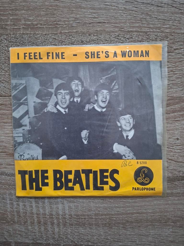 The Beatles - I Feel Fine / She's a Woman (Single), Cd's en Dvd's, Vinyl Singles, Gebruikt, Originele persing, 7 inch, Single