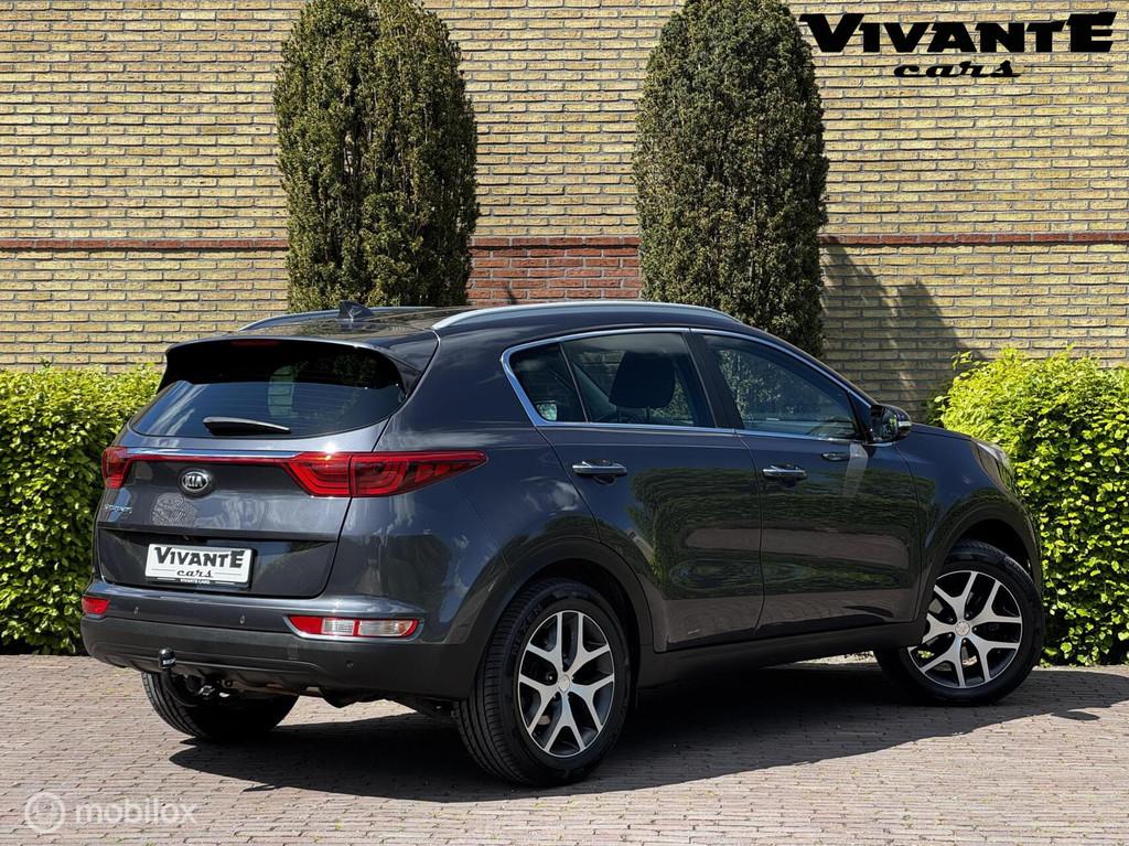 Kia Sportage 1.6 GDI DynamicLine Camera*Carplay*Trekhaak*Cru, Voorwielaandrijving, Gebruikt, 4 cilinders, Met garantie (alle)