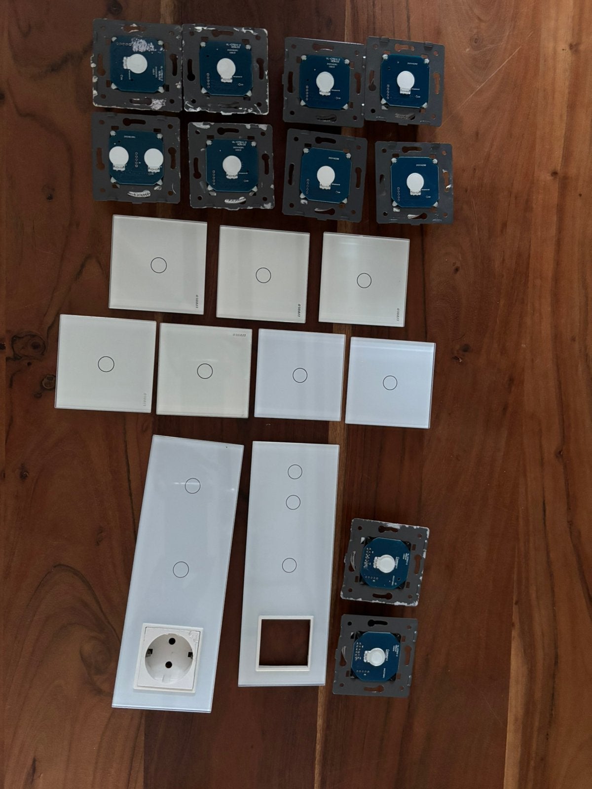 Livolo schakel materiaal, Ophalen of Verzenden, Gebruikt, Overige merken, Schakelaar