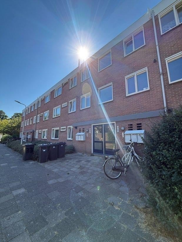 NIEUW! Woonruimte te huur Rijperahemstraat, Huizen en Kamers