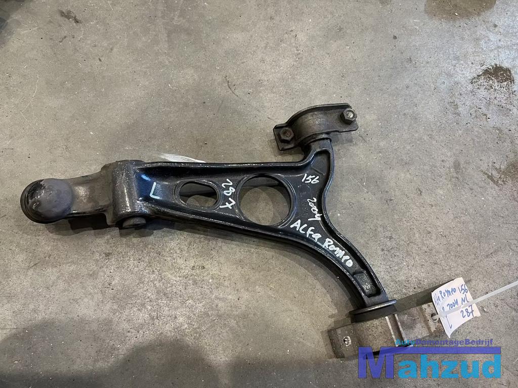 ALFA ROMEO 156 Links voor draagarm 1997-2005, Gebruikt, Dpofca@stellantis.com, Stellantis Europe S.p.A., Ophalen of Verzenden