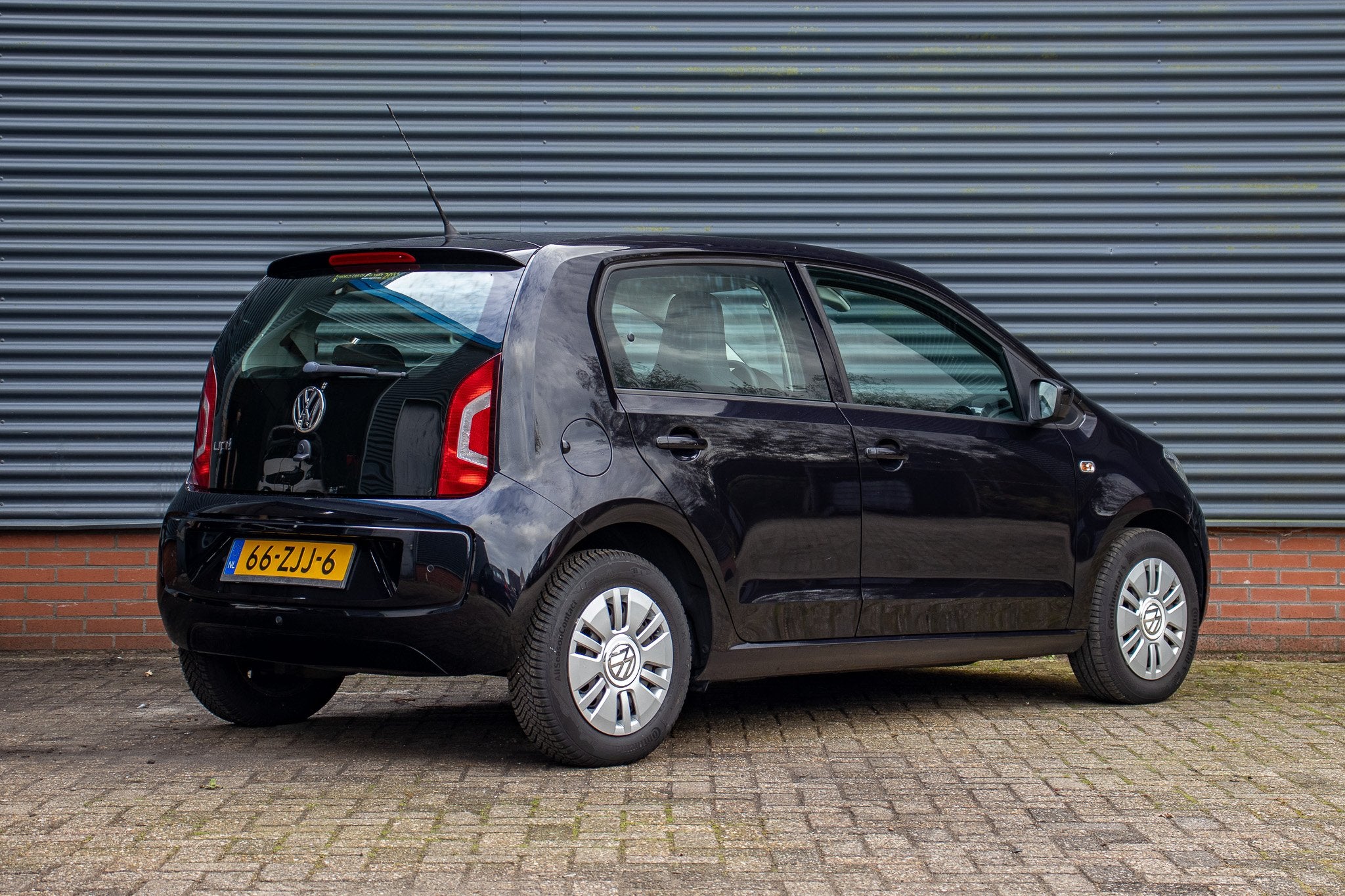 Volkswagen up!