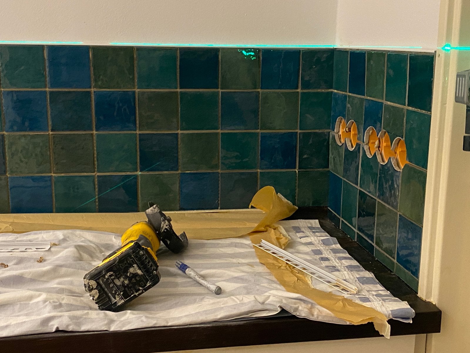 Marazzi- 2,5 m porseleinen  tegels 10x10, 4kleuren, Keramiek, Ophalen of Verzenden, Minder dan 5 m², Vloertegels
