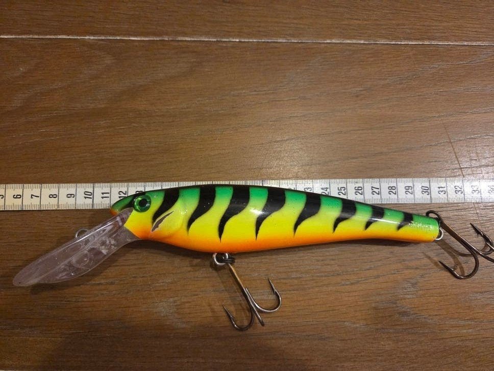 Musky Mania Ernie 9inch Fire Tiger, Ophalen of Verzenden, Gebruikt, Overige typen