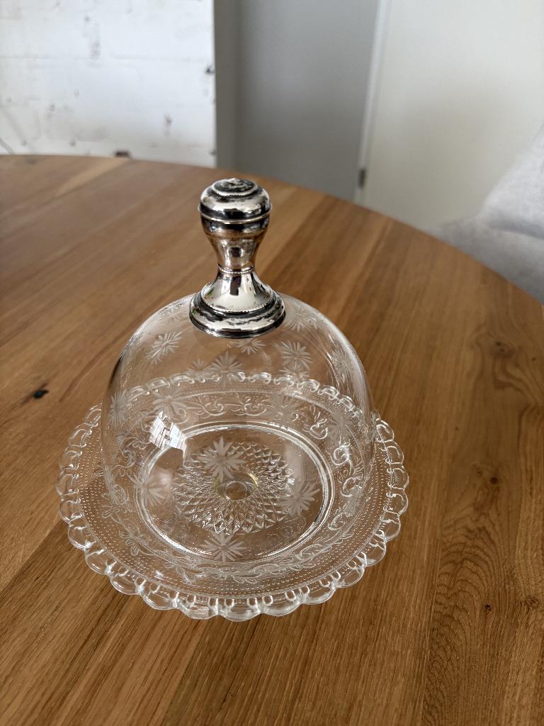 bonbonniere, Ophalen