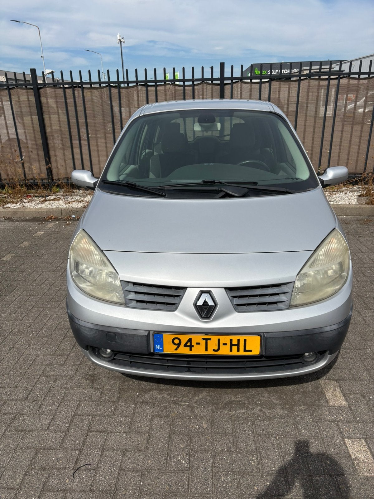 Renault Scénic 1.6 16V 82KW 2006 Grijs, Auto's, Voorwielaandrijving, Stof, 1295 kg, 4 cilinders