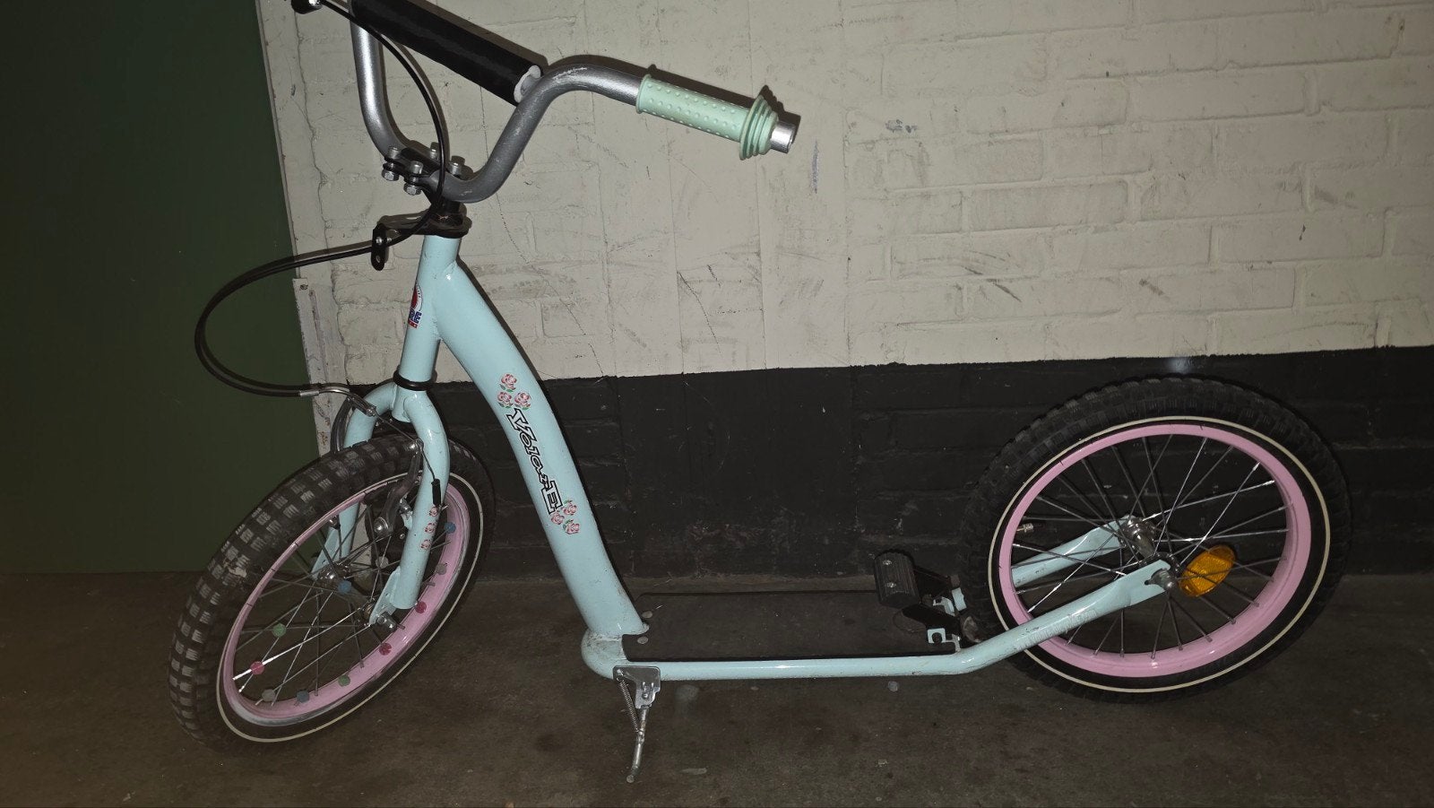 Volare 16 inch step - Zo goed als nieuw, Fietsen en Brommers, Steps, Ophalen of Verzenden, Zo goed als nieuw, Gewone step, Volare
