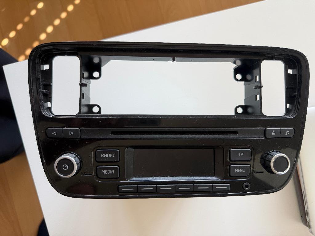 Radio VW UP RCD 215, Auto diversen, Autoradio's, Ophalen of Verzenden, Gebruikt