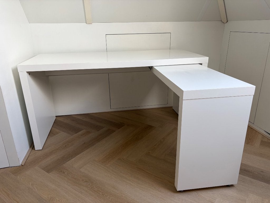 Malm bureau 151x65 cm, Ophalen, Overige typen, Opzetstuk, Zo goed als nieuw