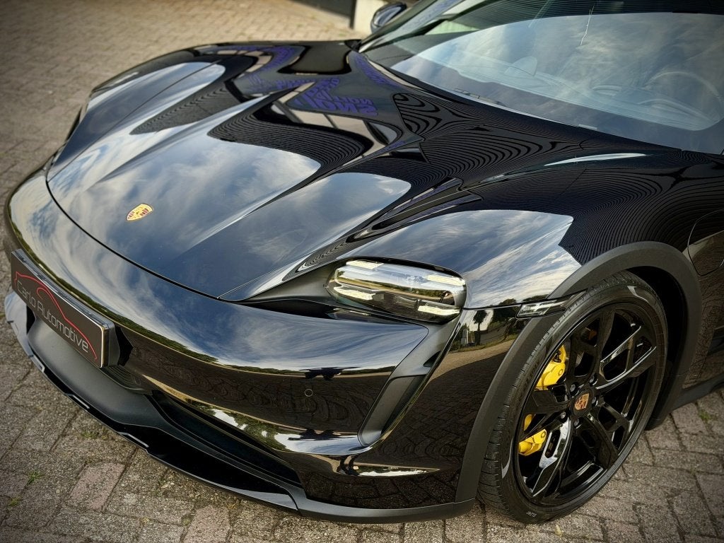 Porsche Taycan Cross Turismo 4 93 kWh PANO|CHRONO|DUALSCREEN, Auto's, Dealer onderhouden, 0 cilinders, Zwart, 124 €/maand