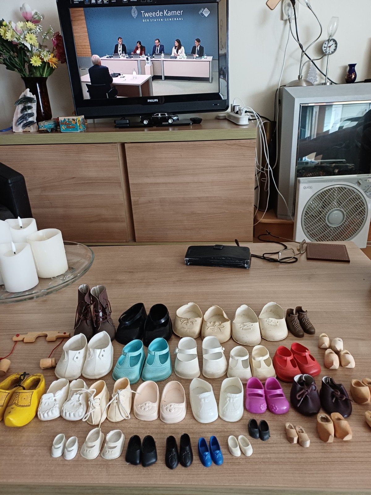 Leuk partijtje poppen schoentjes en klompjes, Verzamelen, Poppen, Ophalen of Verzenden, Gebruikt, Accessoires