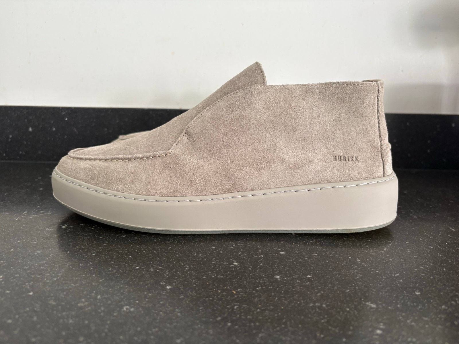 Nubikk Jiro Suo loafers - Zo goed als nieuw, taupe, Loafers, Overige kleuren, Ophalen of Verzenden, Zo goed als nieuw