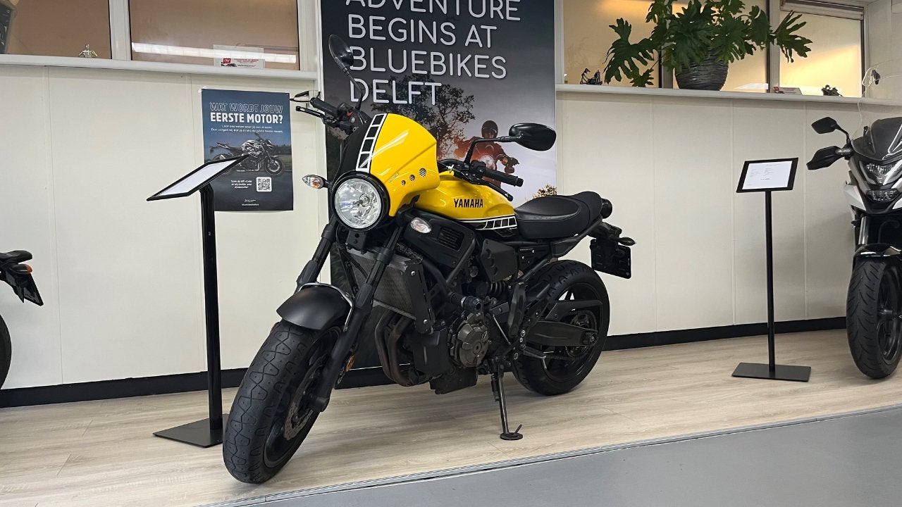 Yamaha XSR700 | 60TH ANNIVERSARY | AKRAPOVIC (bj 2016), Bedrijf, Meer dan 35 kW, Overig, 689 cc