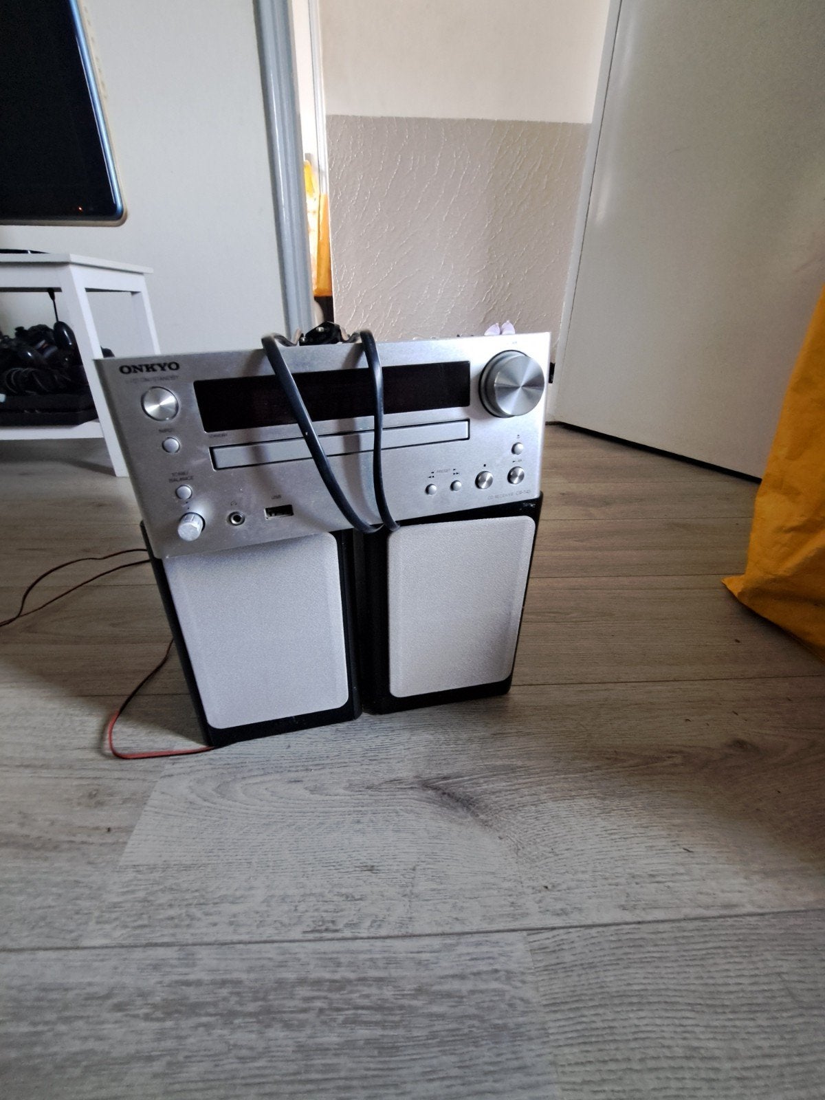 cd-speler met boxjes, Ophalen