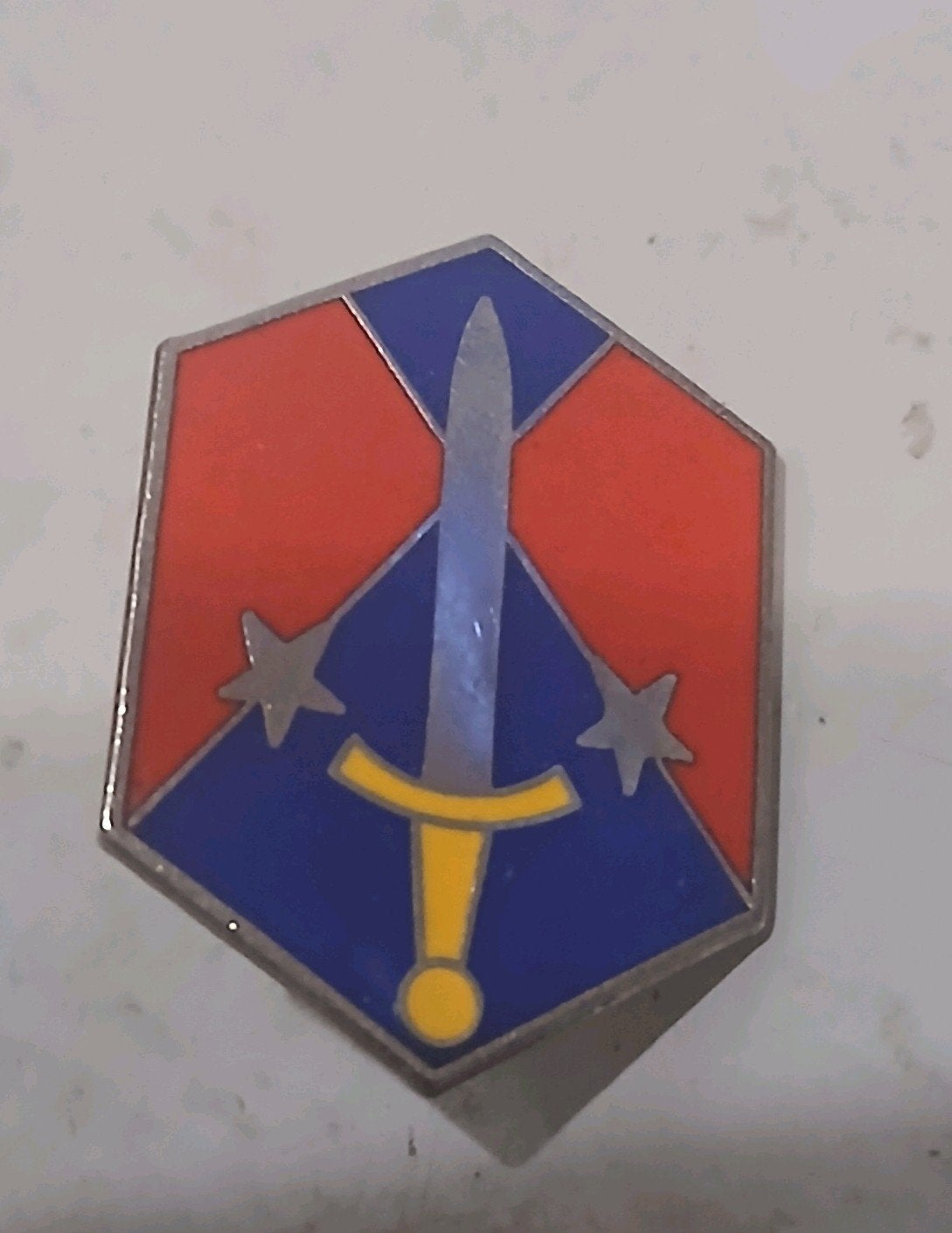 speld van Capital Military Assistance Command (CMAC) van het, Ophalen of Verzenden, Gebruikt, Overige onderwerpen, Speldje of Pin