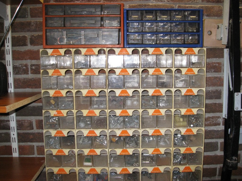 Schroeven, spijkers, etc, Doe-het-zelf en Verbouw, IJzerwaren en Bevestigingsmiddelen, Ophalen, Zo goed als nieuw, Minder dan 50 mm