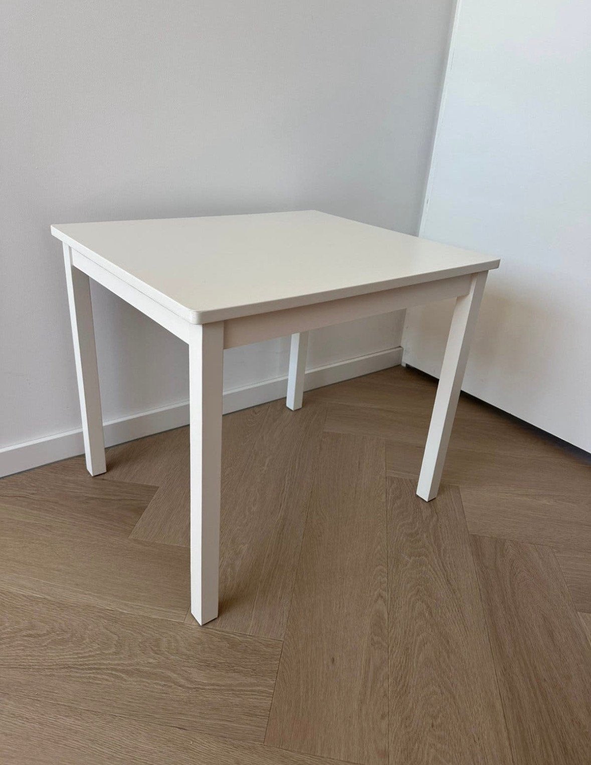 Kindertafel van ikea, Ophalen, Zo goed als nieuw, Tafel(s)