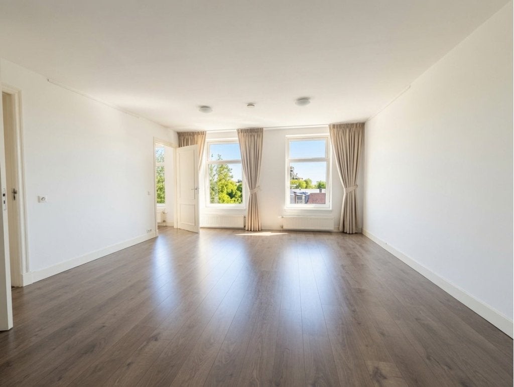 NIEUW! Woonruimte te huur Willebrordusplein, Rotterdam