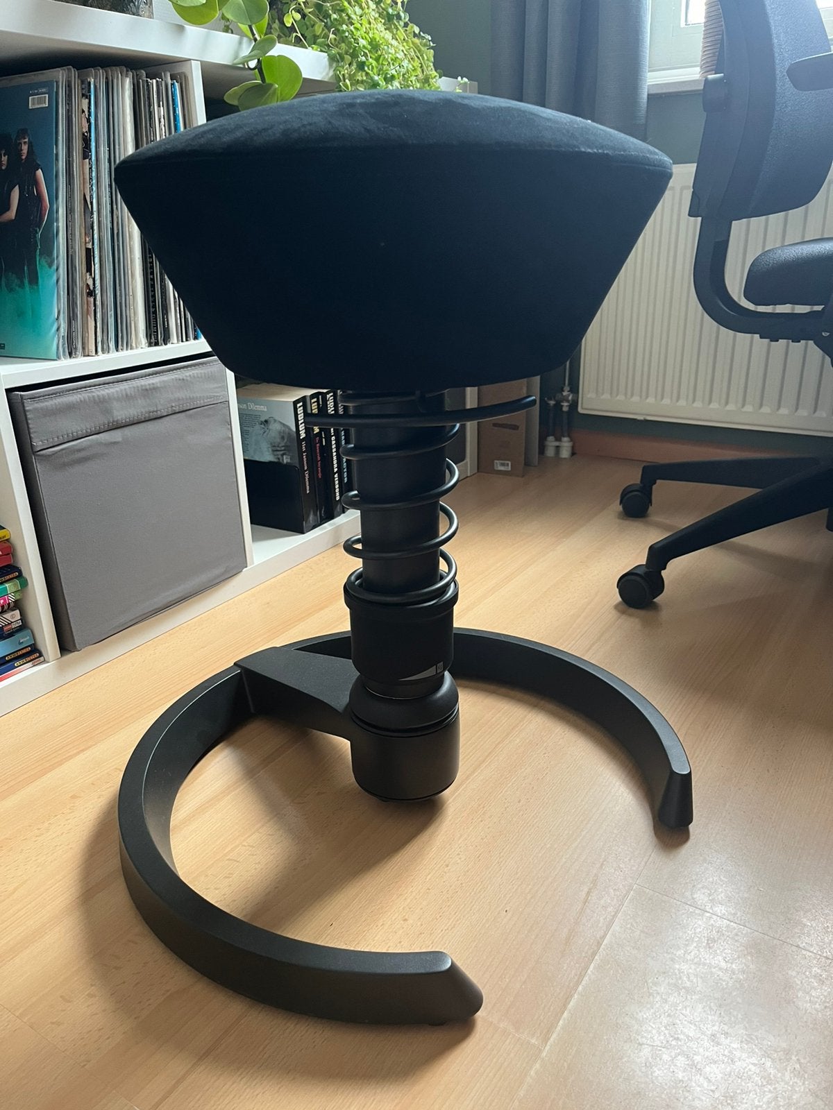 Aeris Swopper ergonomische bureaustoel/kruk, Ophalen, Zwart, Zo goed als nieuw, Bureaukruk