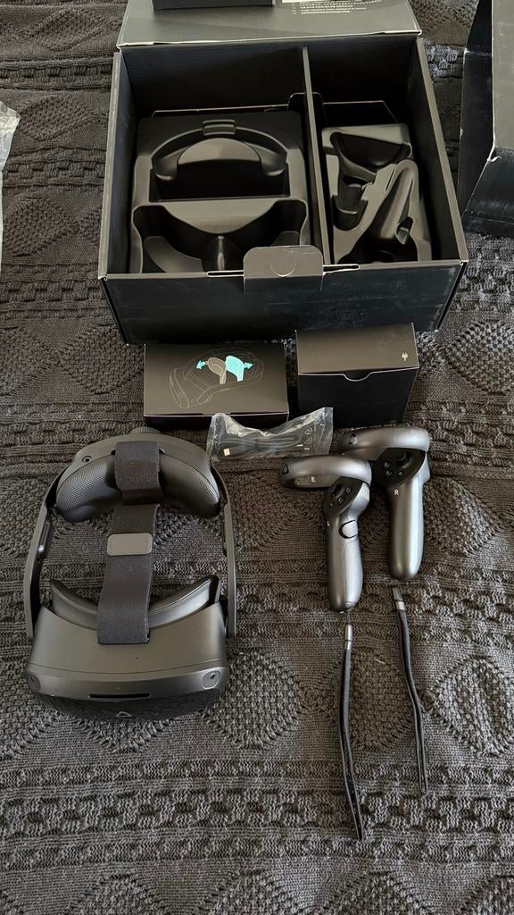 HTC Vive Focus 3 VR Headset – Zo goed als nieuw, Ophalen of Verzenden, Zo goed als nieuw, VR-bril, Overige platformen