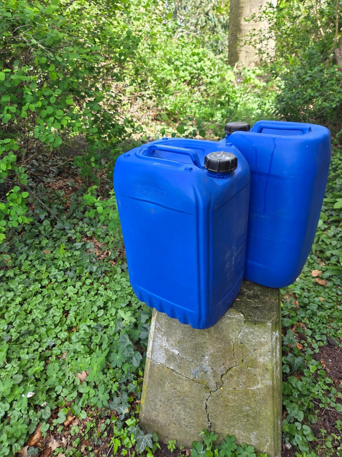 JERRYCANS TE KOOP, Auto diversen, Overige Auto diversen, Ophalen of Verzenden