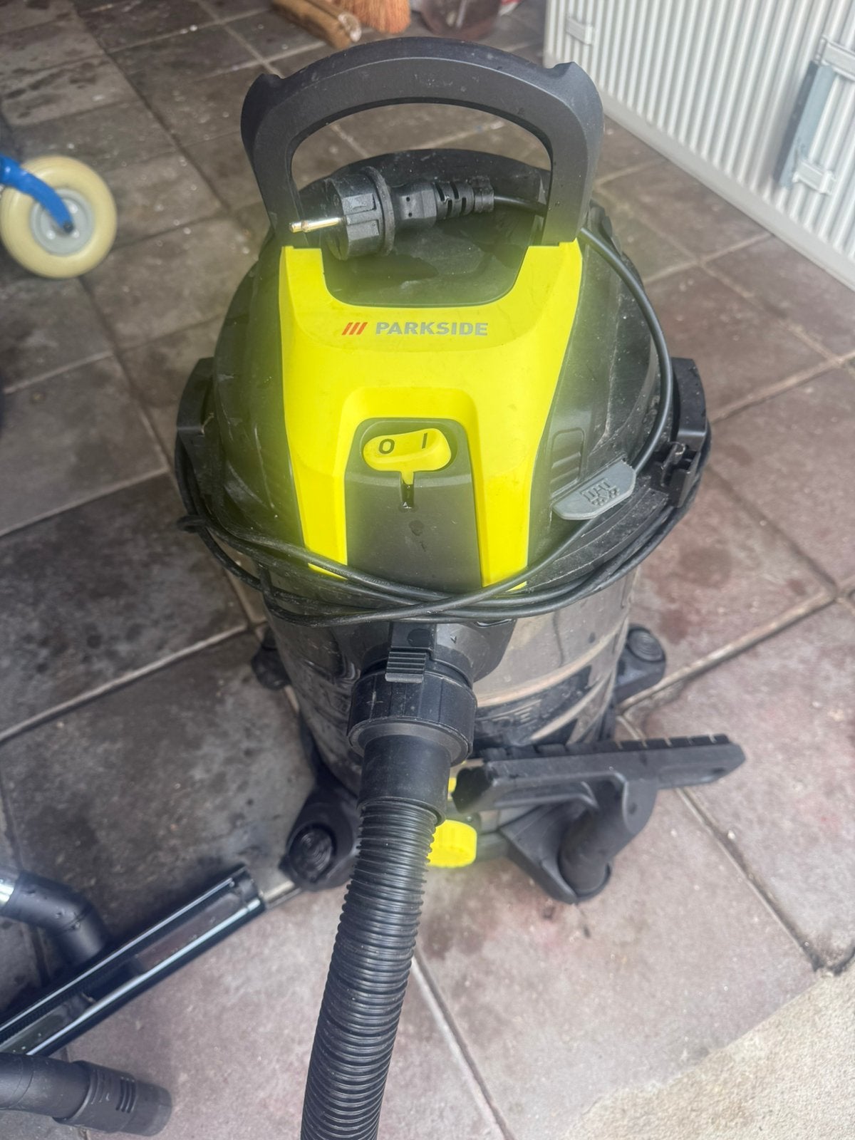 Nat droogzuiger., Ophalen, 1200 tot 1600 watt