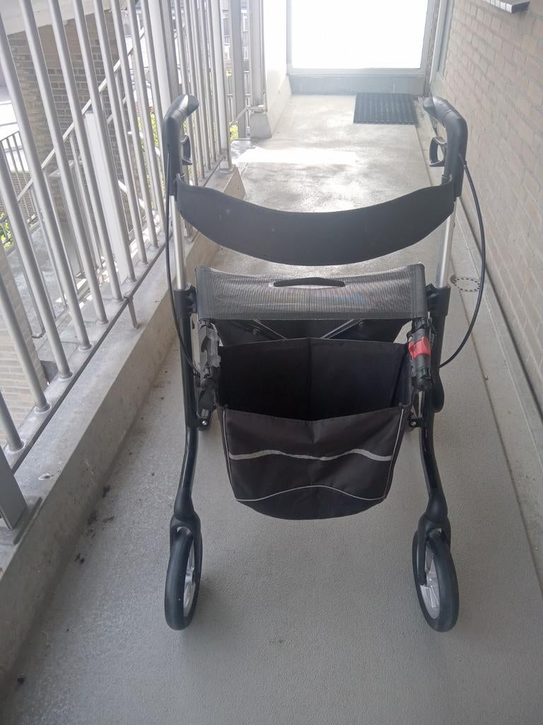 Opklapbare rollator, Ophalen, Opvouwbaar, Gebruikt