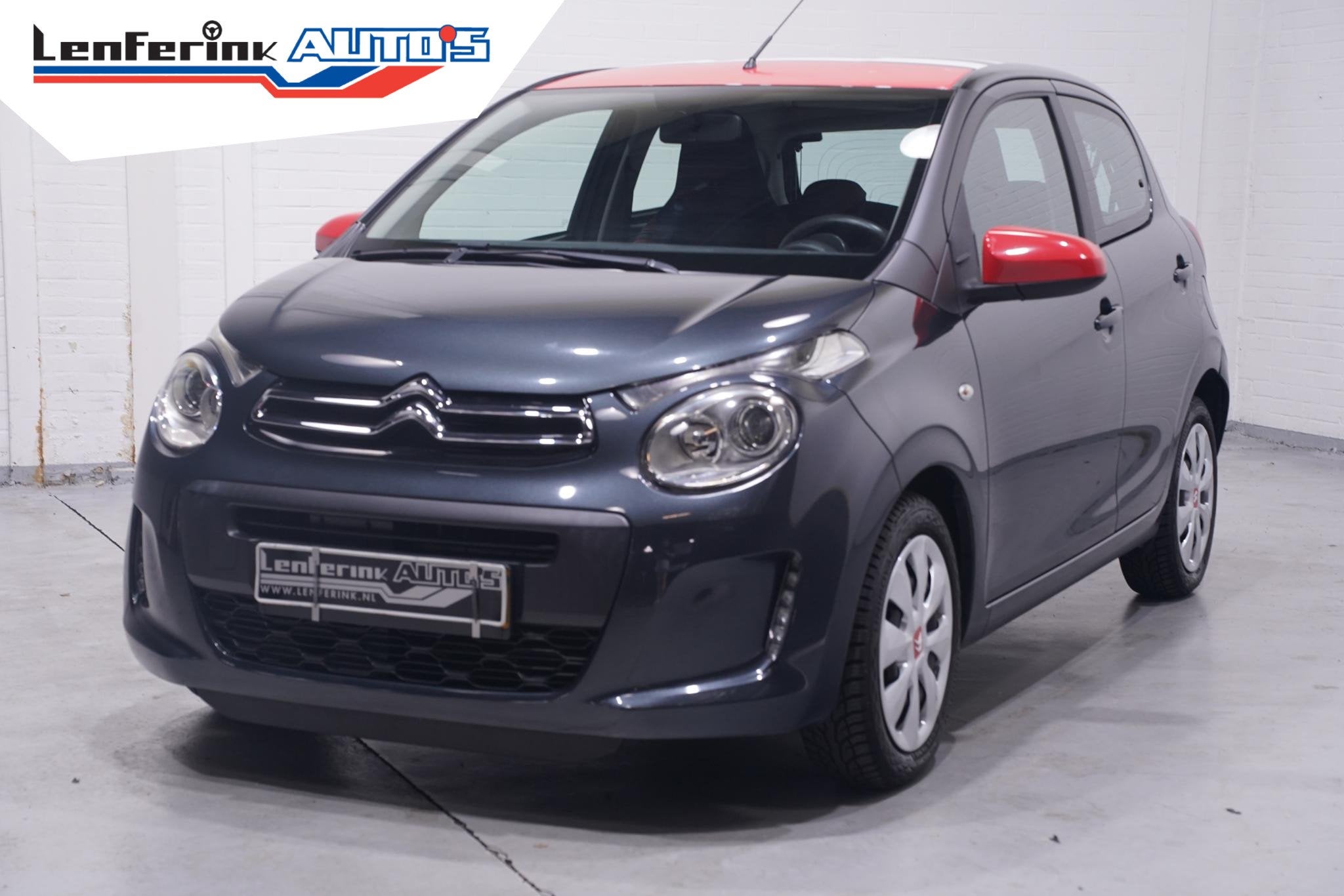 Citroen C1 1.2 PureTech Shine airco bleutooth stuurbediening, Auto's, Voorwielaandrijving, Stof, Gebruikt, Euro 6