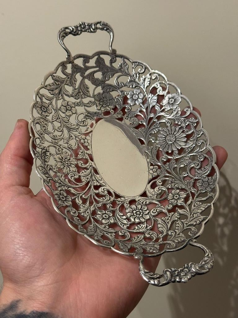 Antieke zilveren bonbon mand handvatten, bloem design, Ophalen of Verzenden, Zilver