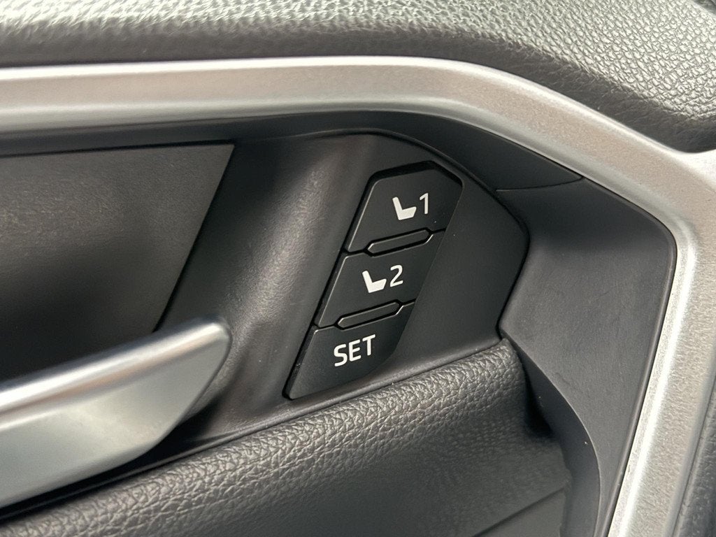Toyota RAV4 2.5 Hybrid AWD Executive, Auto's, Toyota, Automaat, Gebruikt, Euro 6, 4 cilinders