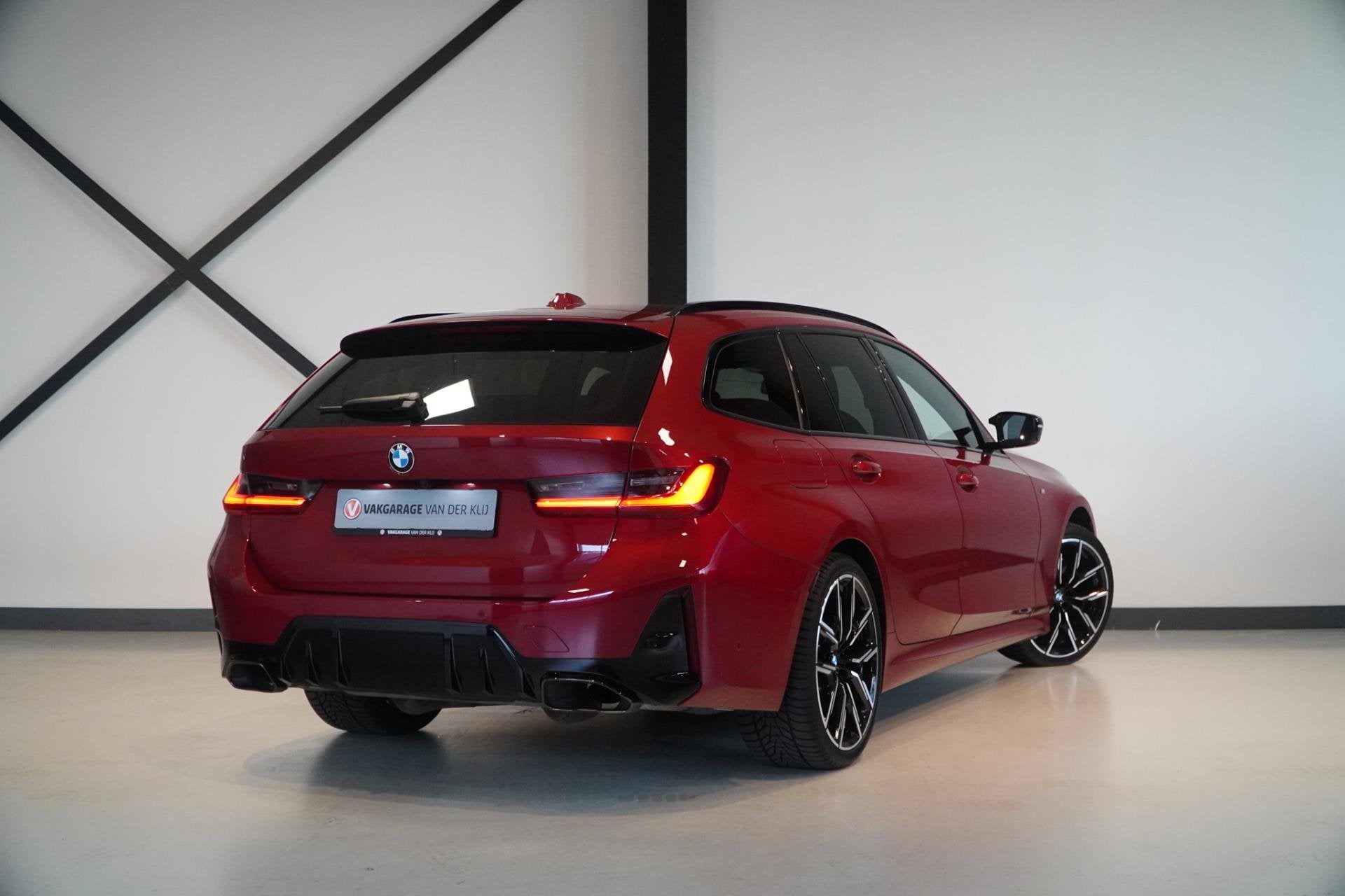 BMW 3-serie Touring M340d xDrive M-Sport Pro | Panorama | H/, Auto's, BMW, Gebruikt, Zwart, 2993 cc, 340 pk