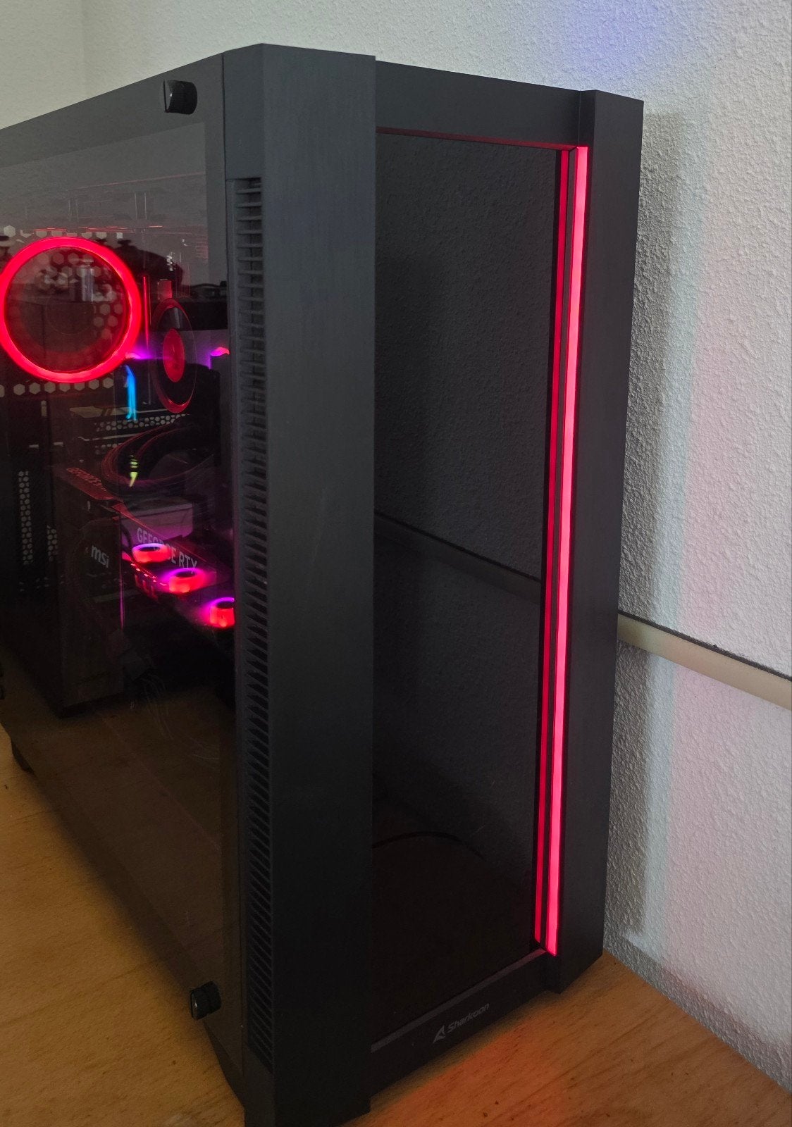 GAMING PC 5070 ti + 7 9800X3D, Computers en Software, Desktop Pc's, Ophalen
