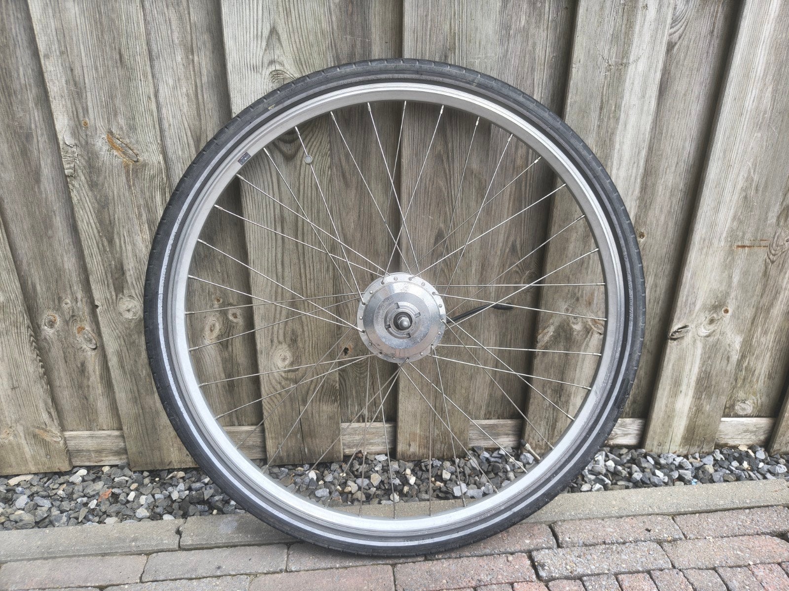 28 inch wiel met 36v voorwiel motor 9 pins, Elektrische fiets, Ophalen of Verzenden, Zo goed als nieuw, Motor