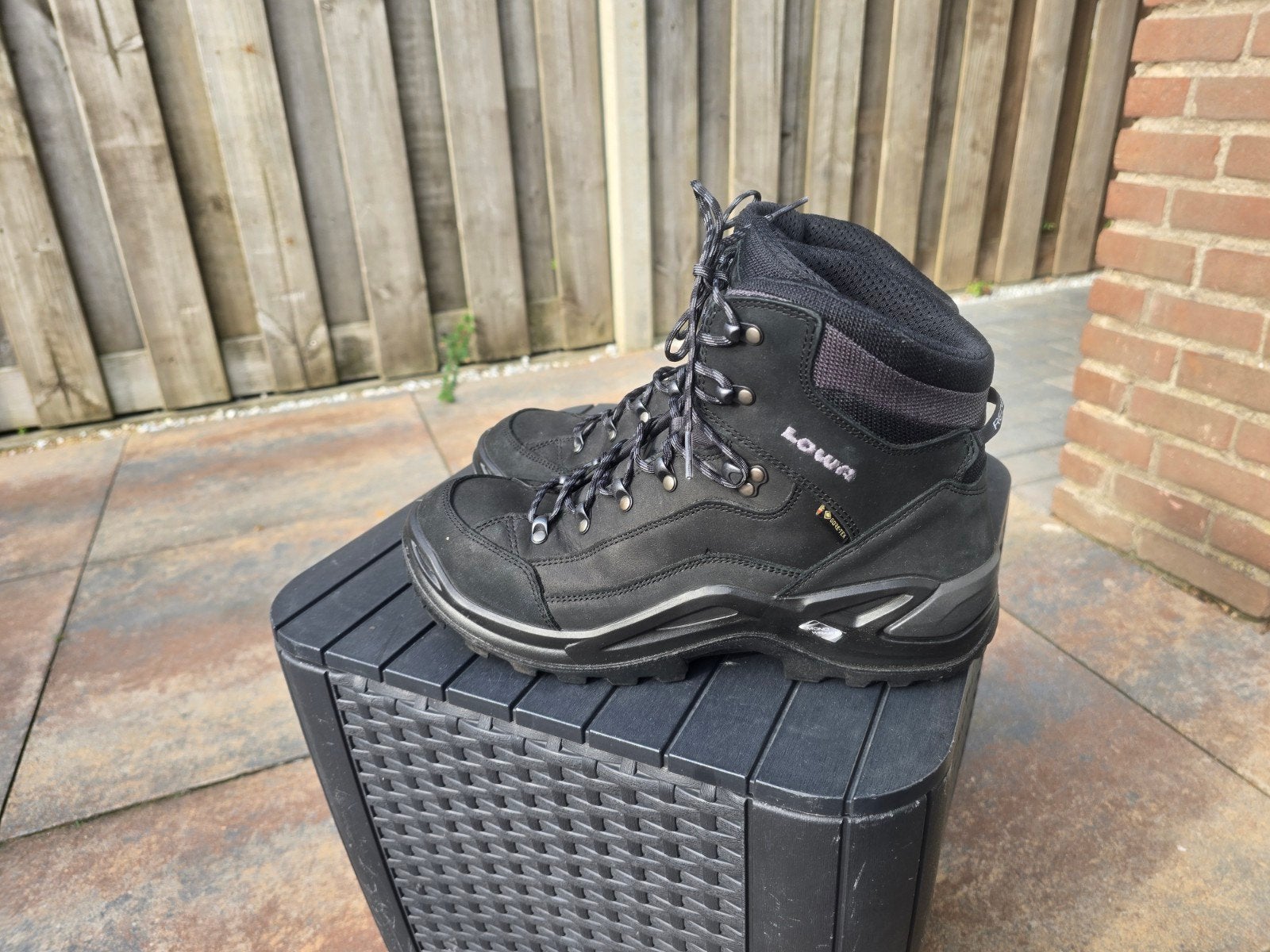 Lowa Renegade Gtx mid wandelschoenen maat 46 goretex vibram, Ophalen of Verzenden, Zo goed als nieuw, Schoenen