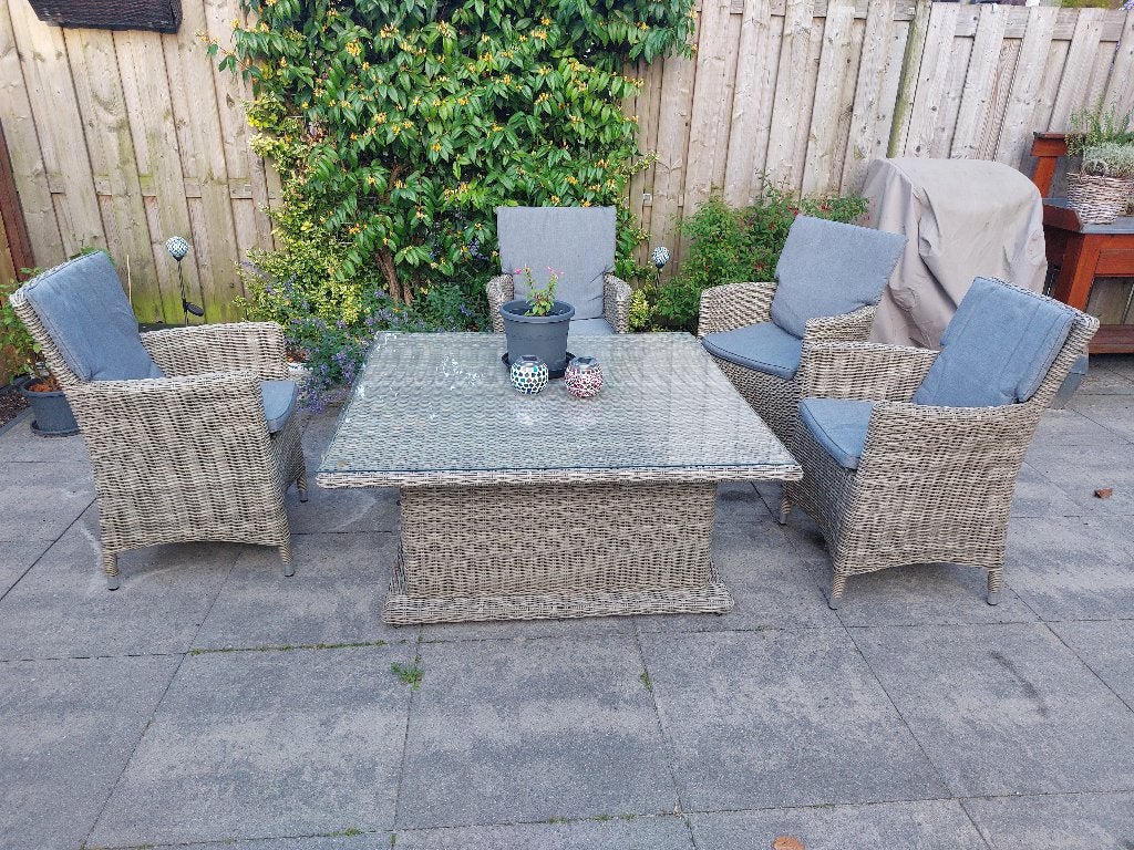 10 delige wicker tuinset met hoezen en grijze kussens, Ophalen, Gebruikt, Meer dan 8 zitplaatsen, Eettafel