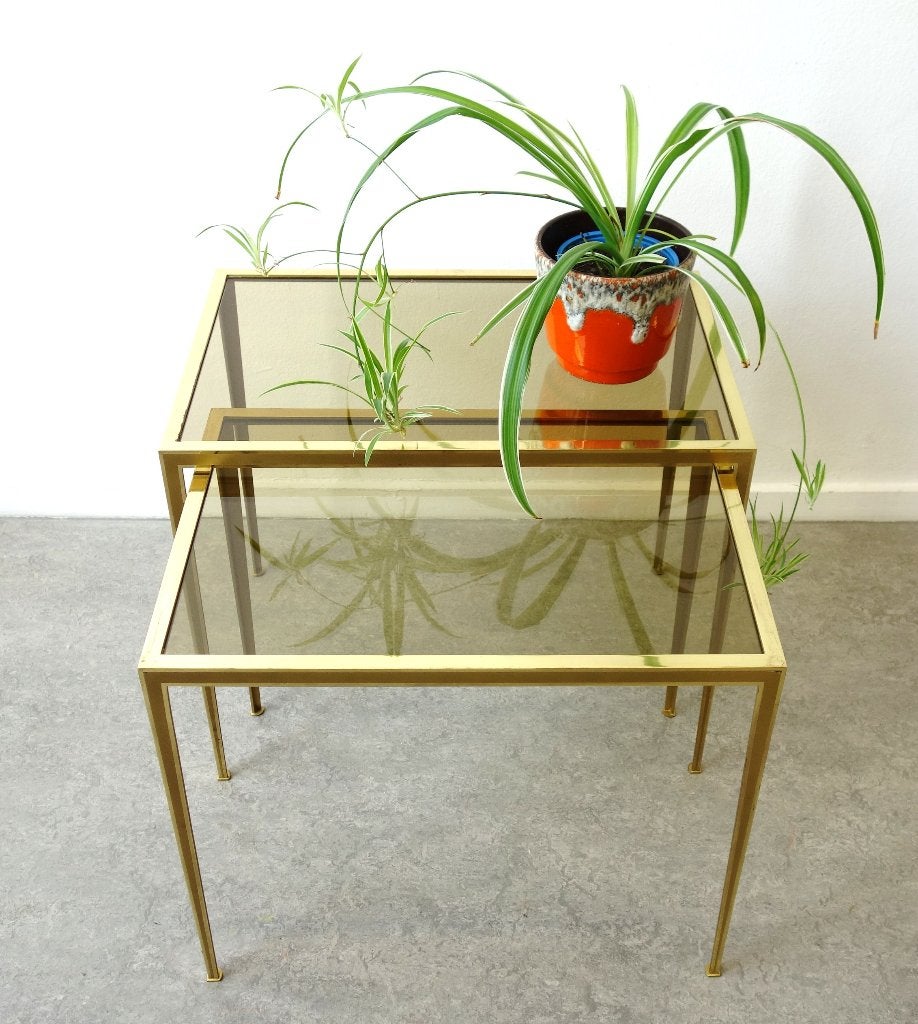 Vintage set messing bijzettafels Vereinigte Werkstätten glas, Huis en Inrichting, 45 tot 60 cm, Minder dan 55 cm, Gebruikt, Ophalen of Verzenden