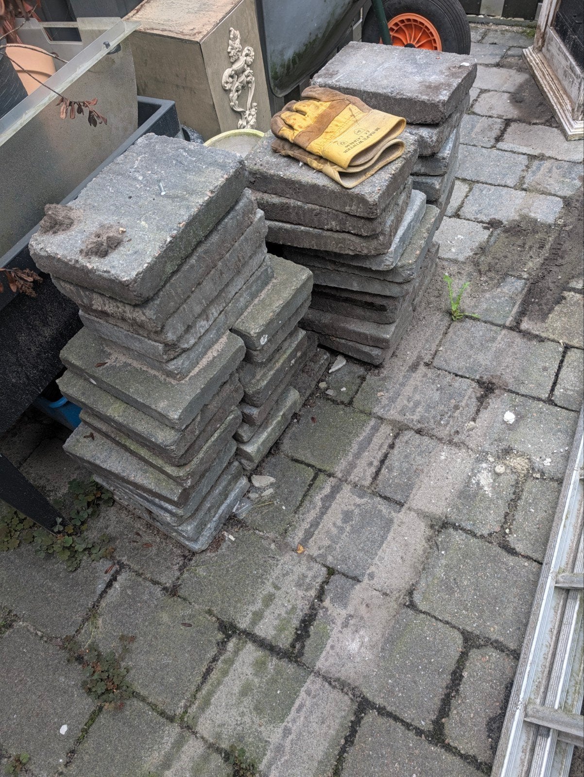 Gebruikte terrastegels - Ideaal voor tuin of oprit, Tuin en Terras, Ophalen, Gebruikt, 5 tot 10 m², Beton