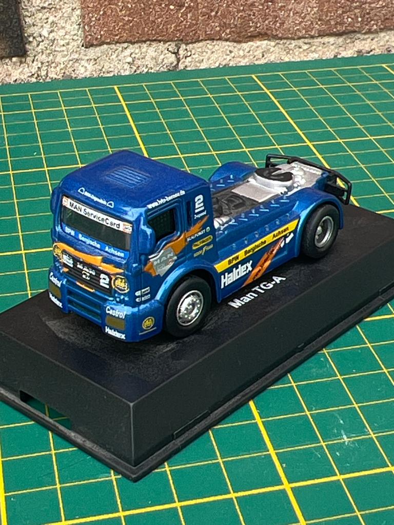 14 modeltrucks te koop 1:64, Ophalen of Verzenden, 1:50 of kleiner, Truck, Overige merken