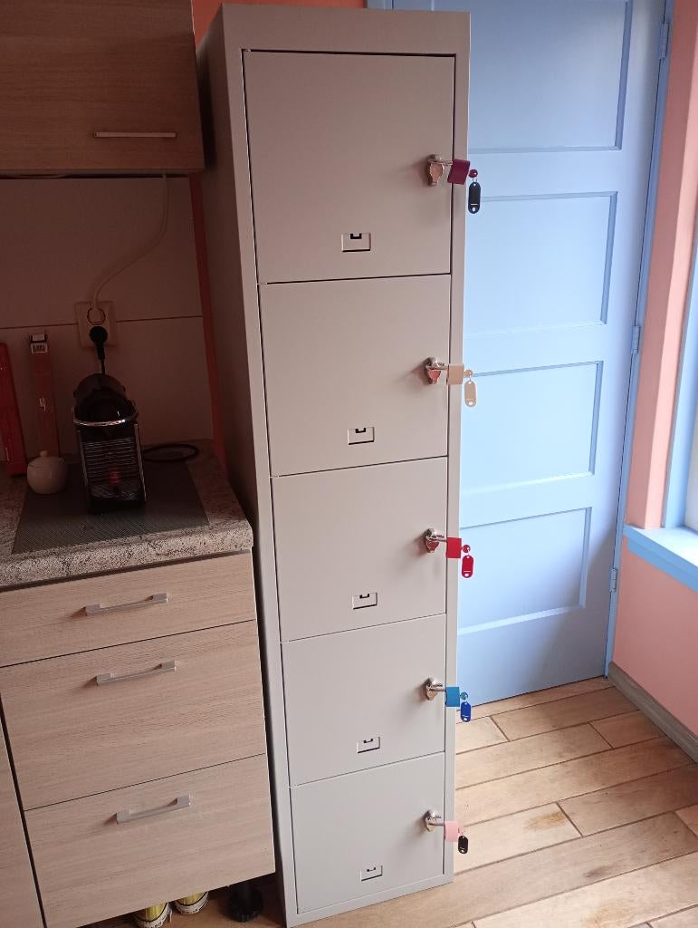 locker kast, Huis en Inrichting, Kasten | Lockerkasten, Ophalen, Nieuw, Standaard