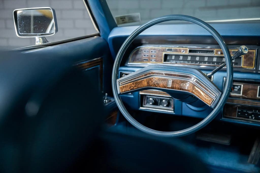 Lincoln CONTINENTAL Coupe (1 owner, original paint), foto 7