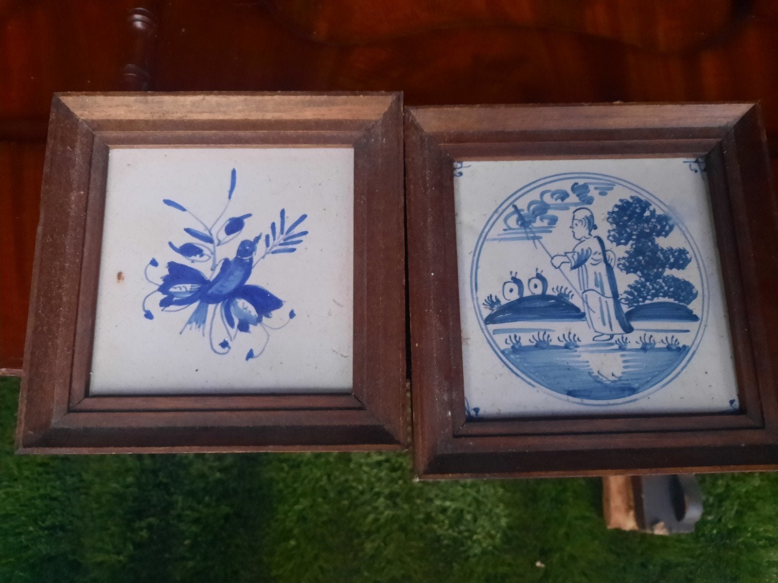 Set van 2 antieke Delfts blauwe tegels in lijst, Antiek en Kunst, Antiek | Wandborden en Tegels, Ophalen of Verzenden